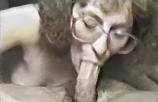XXX دو تنه آبدار آبدار کلیپسکسی کوتاه