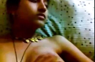 XXX دو لزبین فیلم سکسی کوتاه و کم حجم روسی در جوراب ساق بلند با یک بند لاستیکی لعنتی